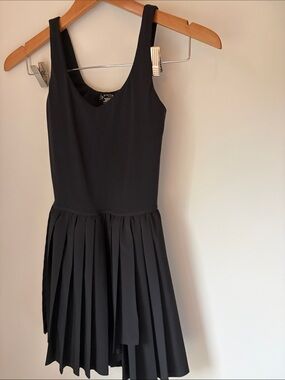 Aerie Women’s Black Pleated Athleisure Mini Dress